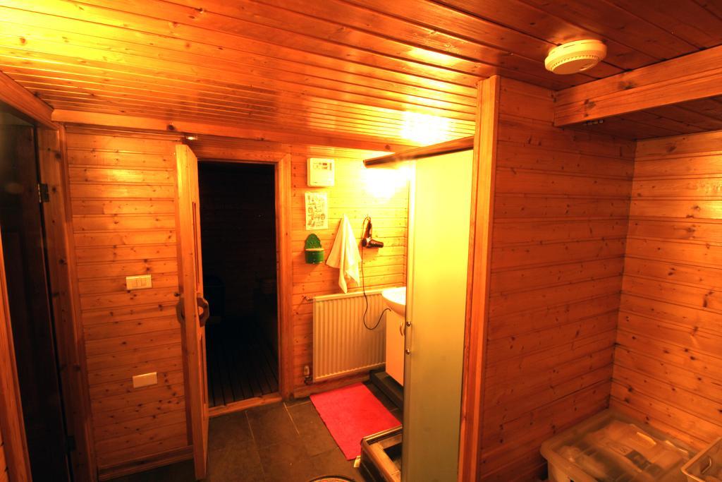 Our House Guesthouse Reykjavík Exteriör bild