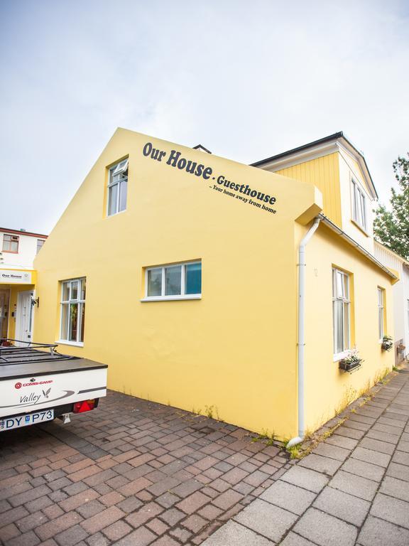 Our House Guesthouse Reykjavík Exteriör bild